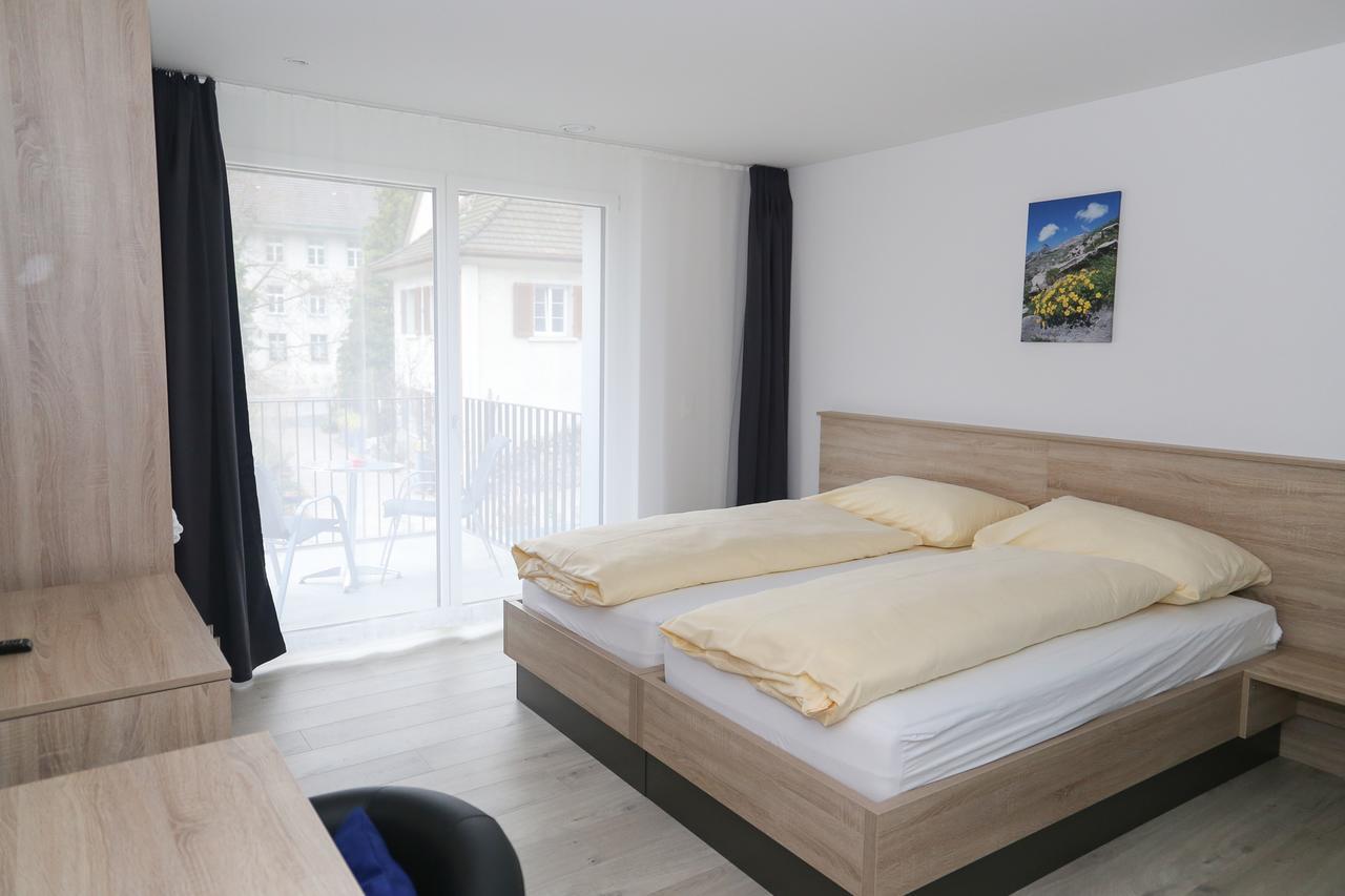 Traube Garni 2*